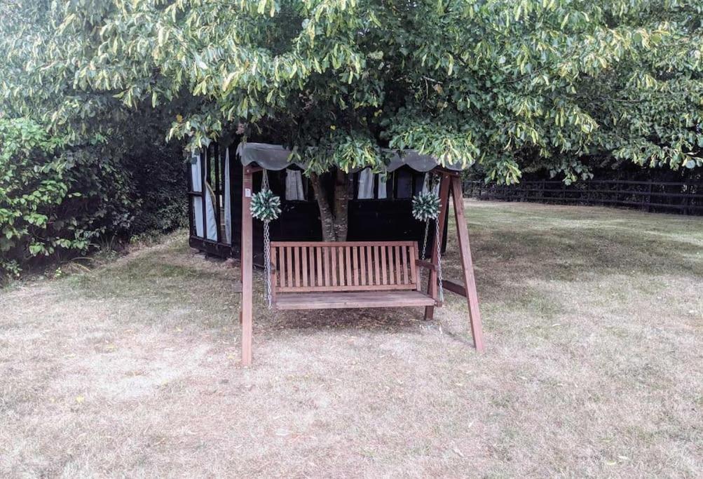 Stunning Barn Conversion Ideal For Large Families Bildeston Exteriör bild