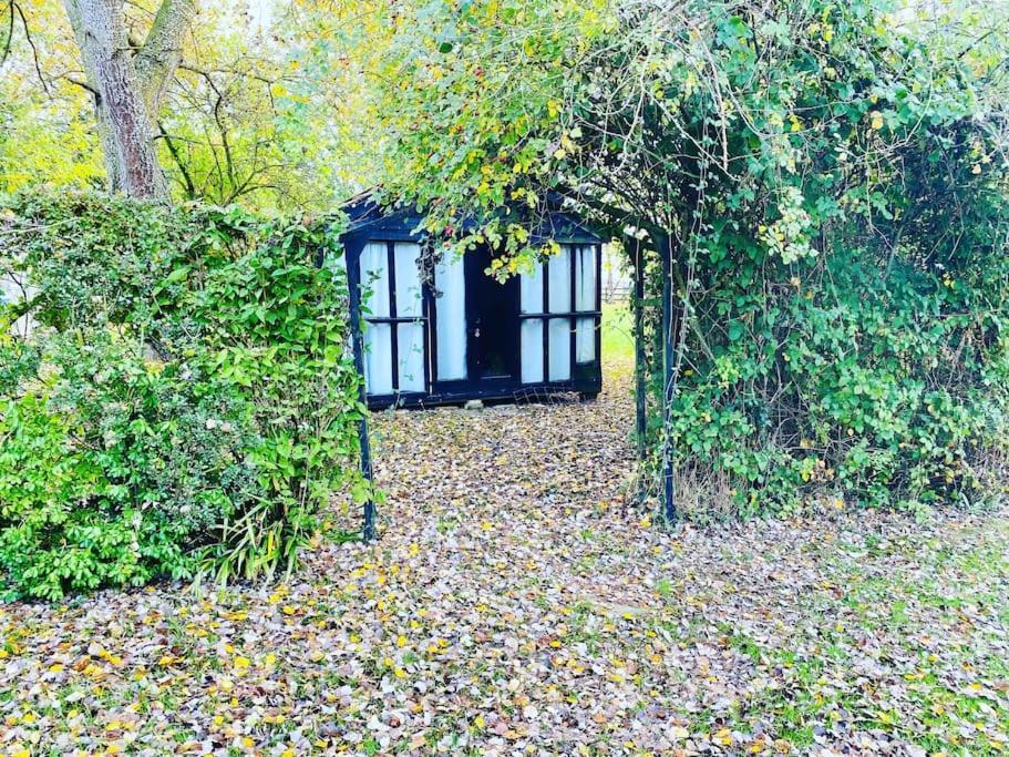 Stunning Barn Conversion Ideal For Large Families Bildeston Exteriör bild