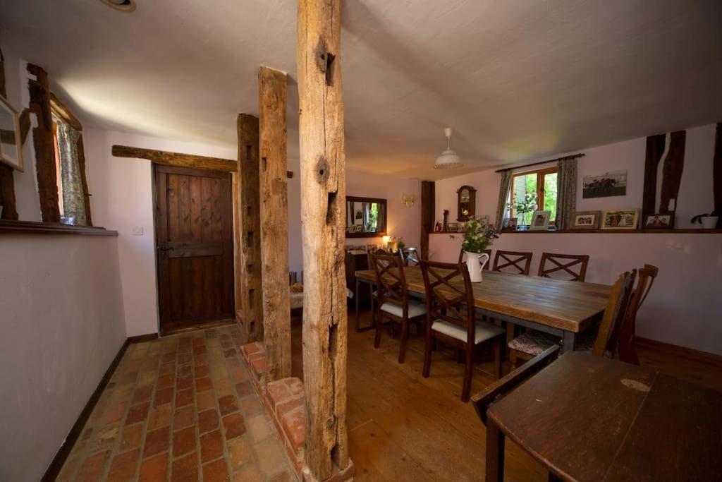 Stunning Barn Conversion Ideal For Large Families Bildeston Exteriör bild
